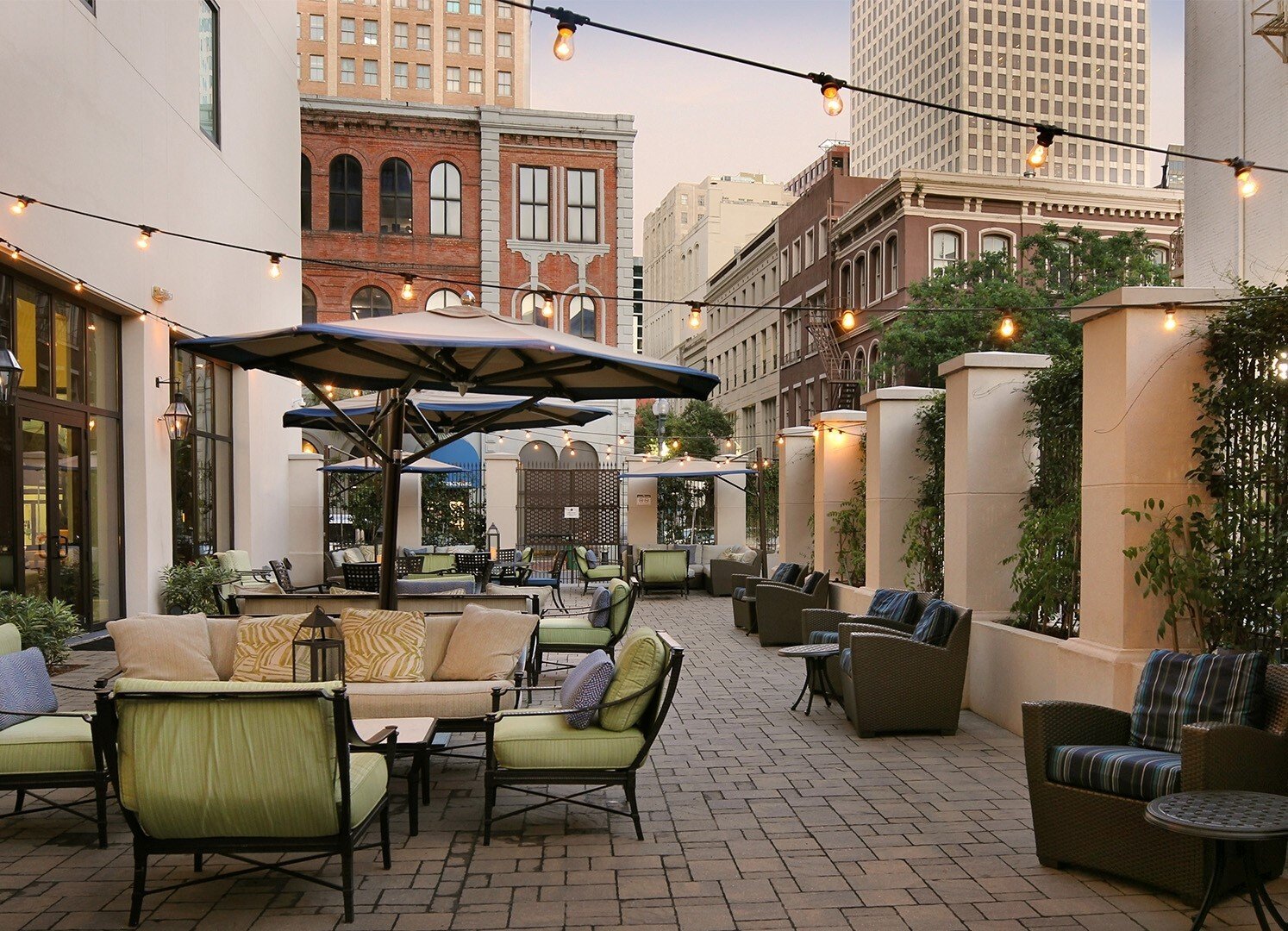 Henry's Gin Bar and Yard